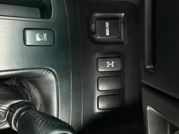 Toyota Land Cruiser J12