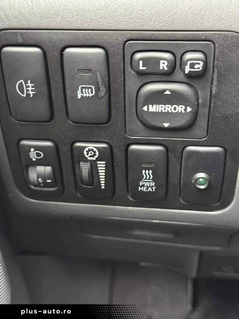 Toyota Land Cruiser J12