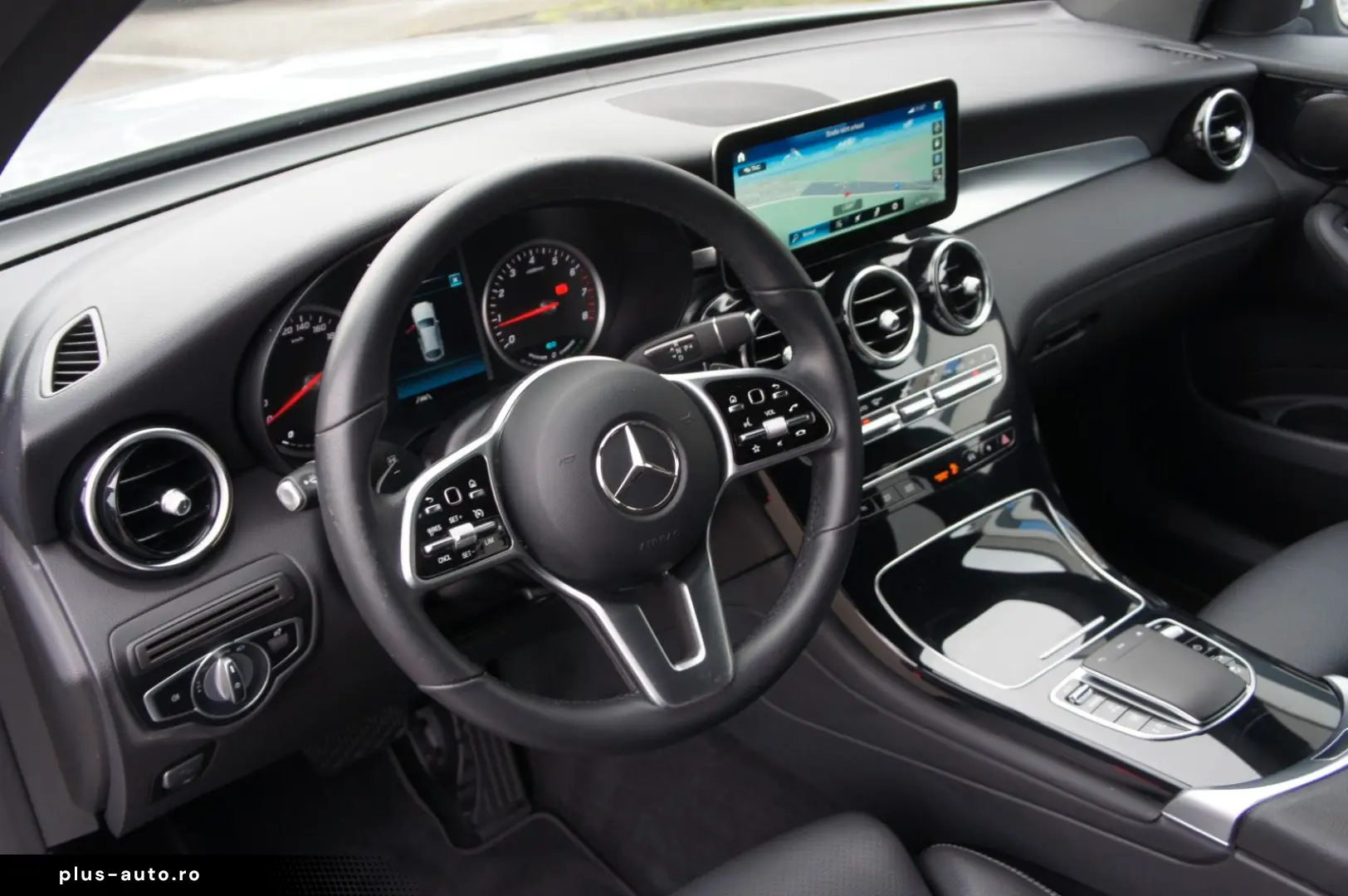 MERCEDES-BENZ GLC 200 Coupe 4M LED NAV KAM ARTICO 19Z