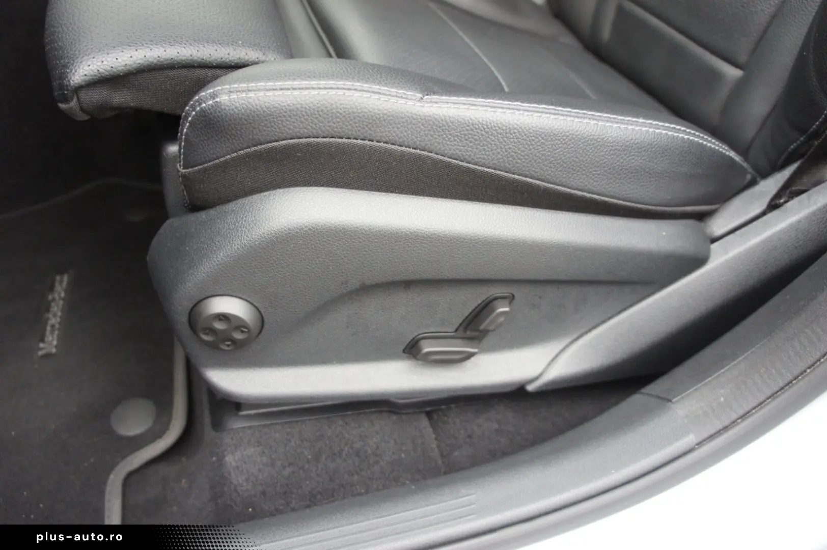 MERCEDES-BENZ GLC 200 Coupe 4M LED NAV KAM ARTICO 19Z