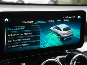 MERCEDES-BENZ GLC 200 Coupe 4M LED NAV KAM ARTICO 19Z