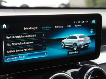 MERCEDES-BENZ GLC 200 Coupe 4M LED NAV KAM ARTICO 19Z