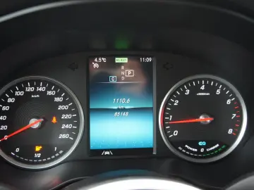 MERCEDES-BENZ GLC 200 Coupe 4M LED NAV KAM ARTICO 19Z