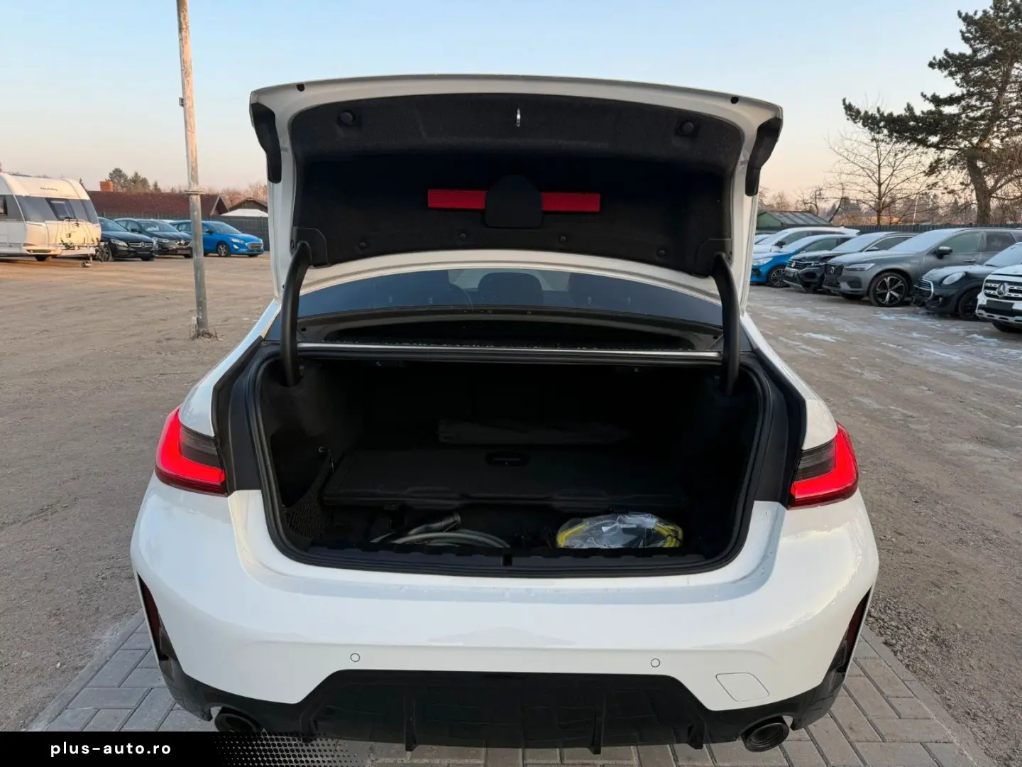 BMW 320e M Sport Navi APP Plug-in-Hybrid