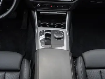 BMW 320d Aut. DA PA GSD LC Prof Memory Shadowline