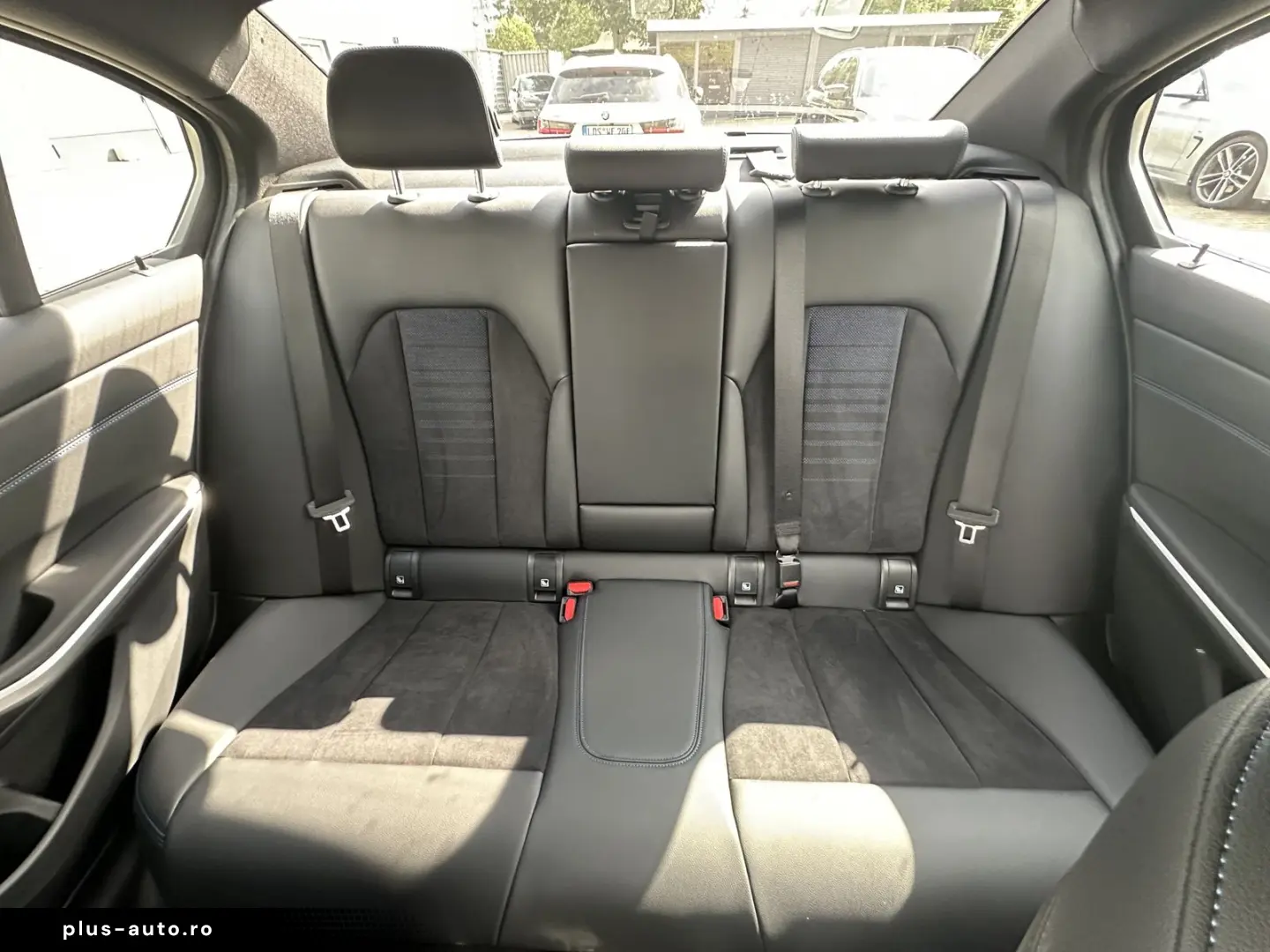 BMW 318i Limousine M Sportpaket DAB Komfortzg. Shz