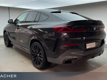 BMW X6 xDrive40d A M-Sport SkyLou AHK HUD IAL LM22