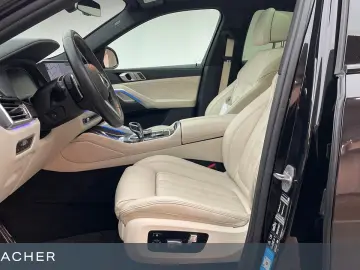 BMW X6 xDrive40d A M-Sport SkyLou AHK HUD IAL LM22