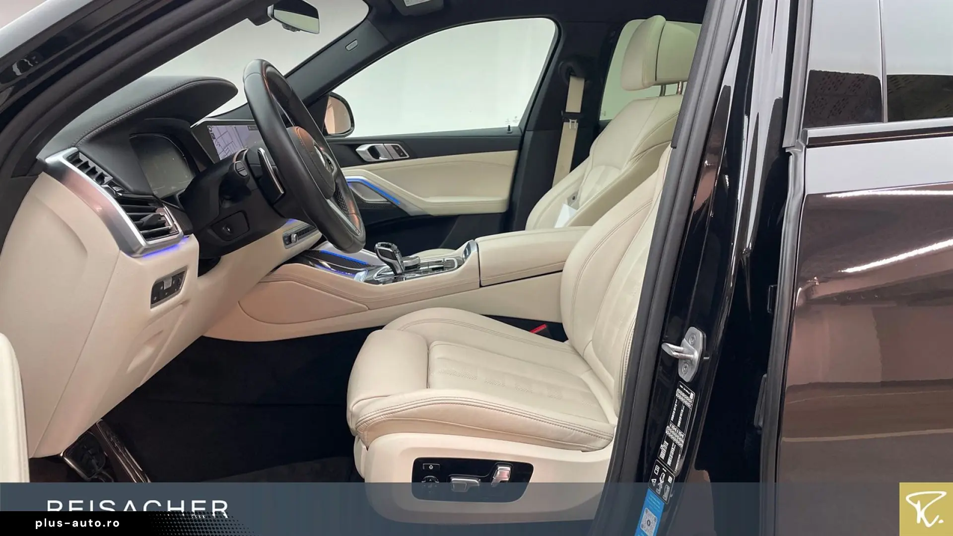 BMW X6 xDrive40d A M-Sport SkyLou AHK HUD IAL LM22