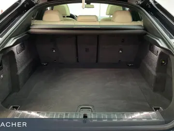 BMW X6 xDrive40d A M-Sport SkyLou AHK HUD IAL LM22