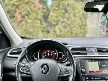 Renault Kadjar  navigatie  dubluclimatronic  garantie rate