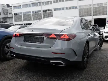 MERCEDES-BENZ E 200 AMG-Sport Pano Burm Super Night &hellip;