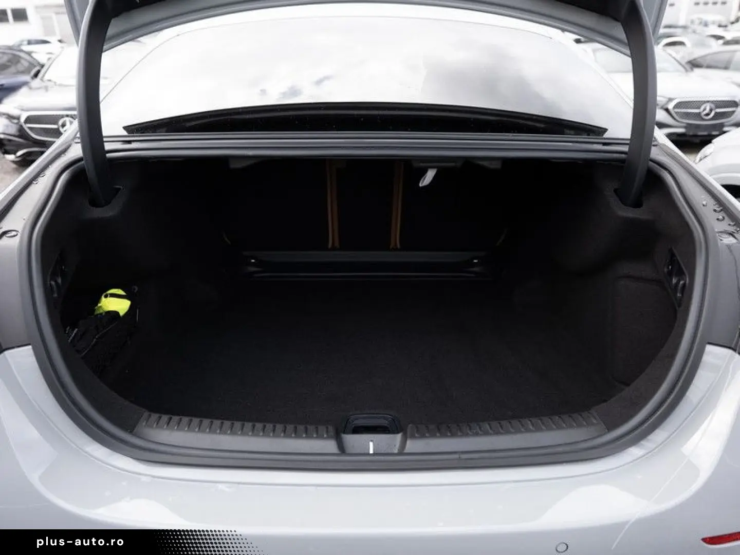 MERCEDES-BENZ E 200 AMG-Sport Pano Burm Super Night &hellip;