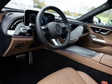 MERCEDES-BENZ E 200 AMG-Sport Pano Burm Super Night &hellip;