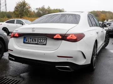 MERCEDES-BENZ E 200 AMG-Sport Super Pano Burm Night &hellip;