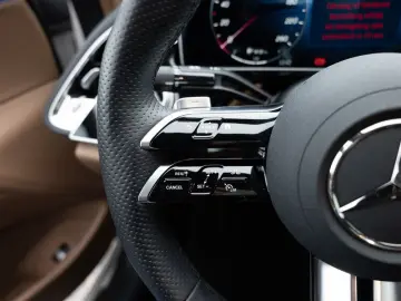 MERCEDES-BENZ E 200 AMG-Sport Super Pano Burm Night &hellip;