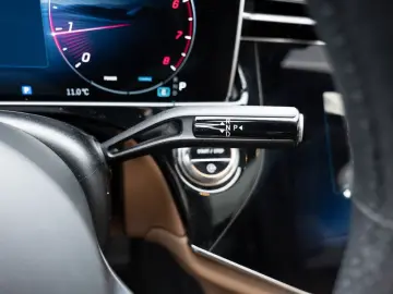 MERCEDES-BENZ E 200 AMG-Sport Super Pano Burm Night &hellip;