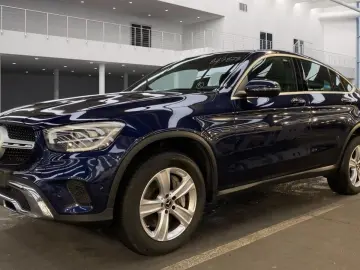 MERCEDES-BENZ GLC 300 e Coupe Kamera LED Leder DAB Distro