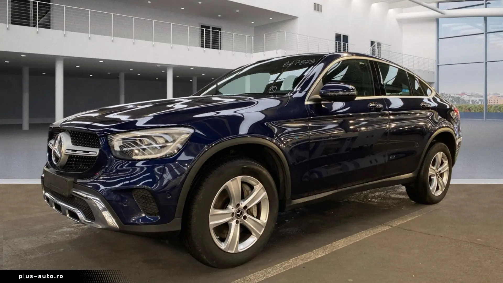 MERCEDES-BENZ GLC 300 e Coupe Kamera LED Leder DAB Distro