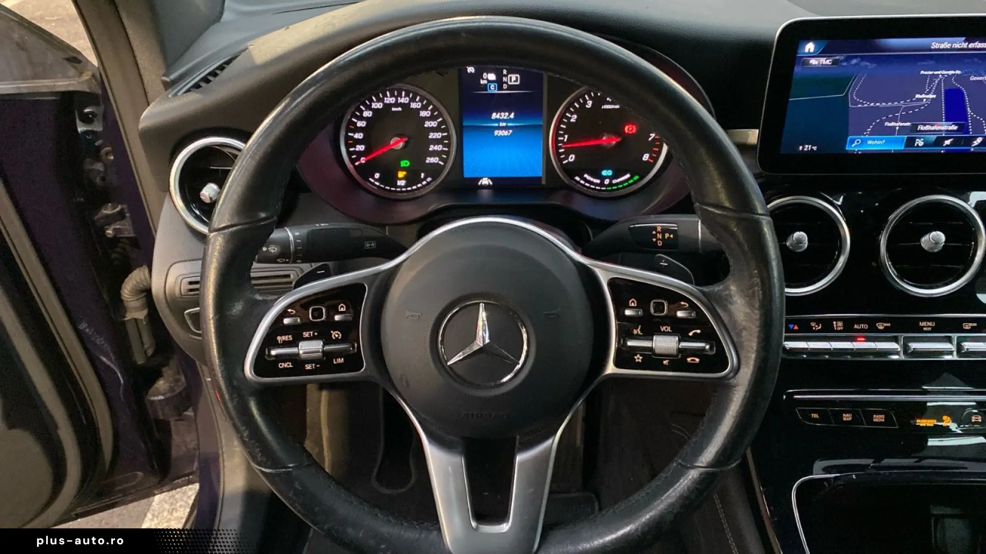 MERCEDES-BENZ GLC 300 e Coupe Kamera LED Leder DAB Distro