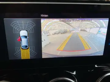 MERCEDES-BENZ GLC 300 e Coupe Kamera LED Leder DAB Distro