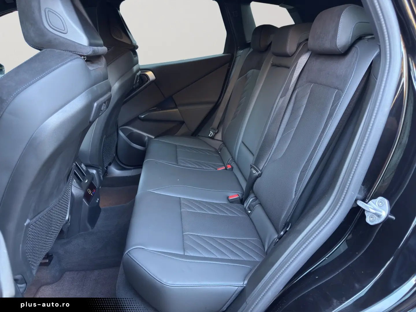 BMW X3 20 xDrive M Sport NAVI LED LEDER AHK HUD RFK