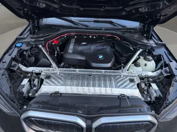 BMW X3 20 xDrive M Sport NAVI LED LEDER AHK HUD RFK