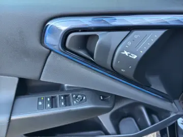 BMW X3 20 xDrive M Sport NAVI LED LEDER AHK HUD RFK