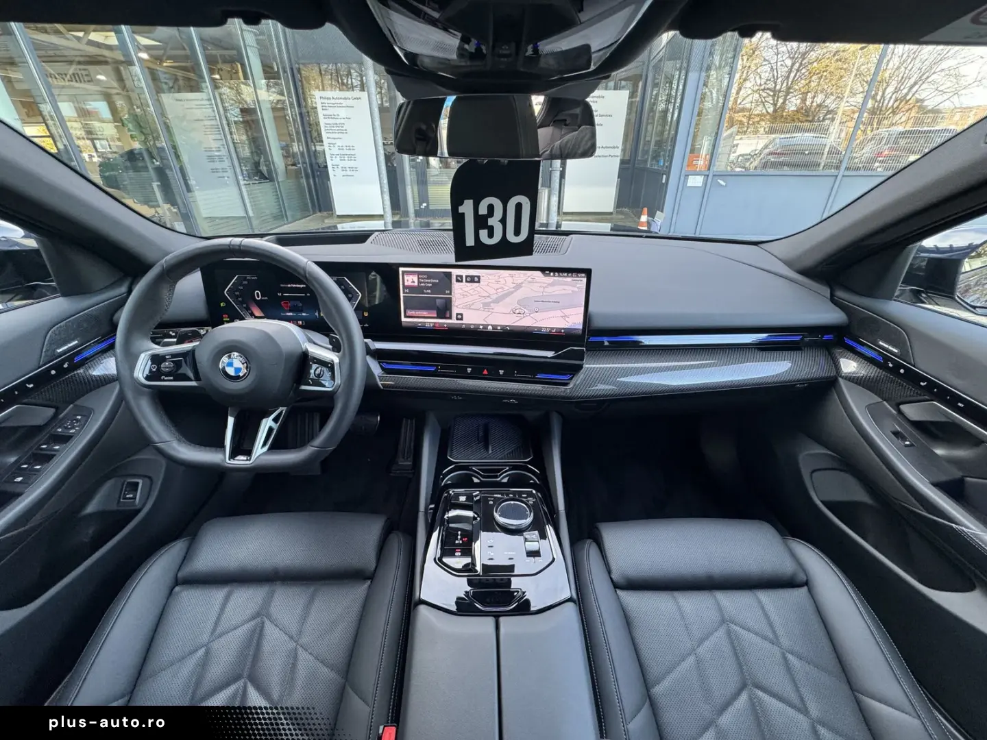 BMW 520i M Sport PANO AHK DA  h&k Sitzklima 2 99%