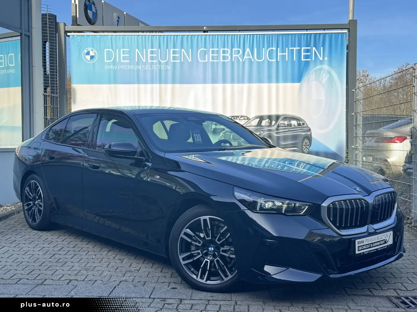 BMW 520i M Sport PANO AHK DA  h&k Sitzklima 2 99%