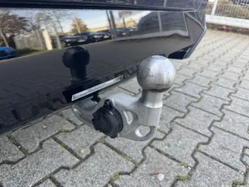 BMW 520i M Sport PANO AHK DA  h&k Sitzklima 2 99%