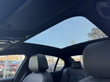 BMW 520i M Sport PANO AHK DA  h&k Sitzklima 2 99%