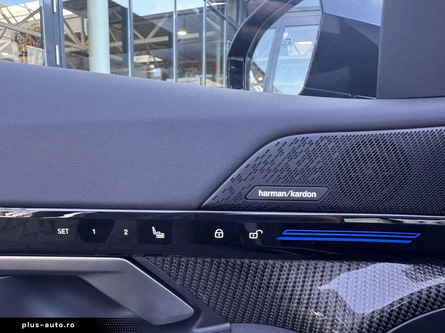 BMW 520i M Sport PANO AHK DA  h&k Sitzklima 2 99%