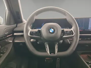 BMW 520i Lim. M Sport LiveCockpitPr. HiFi h k Kamera