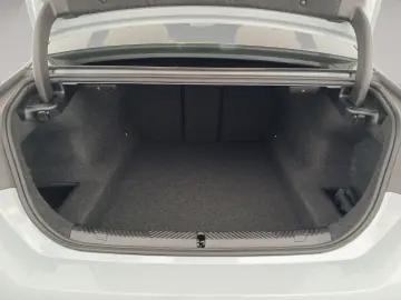 BMW 520i Lim. M Sport LiveCockpitPr. HiFi h k Kamera