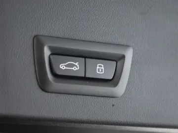 BMW X3 20d xDrive M Sport Pano Navi ACC Kam 20  AHK