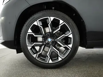 BMW X3 20d xDrive M Sport Pano Navi ACC Kam 20  AHK