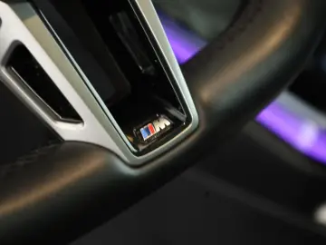 BMW X3 20d xDrive M Sport Pano Navi ACC Kam 20  AHK