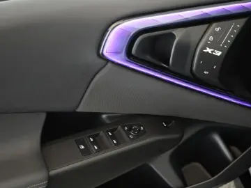 BMW X3 20d xDrive M Sport Pano Navi ACC Kam 20  AHK