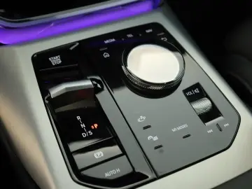 BMW X3 20d xDrive M Sport Pano Navi ACC Kam 20  AHK