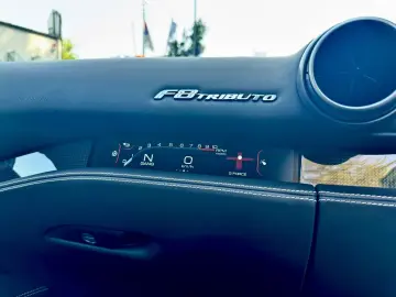 FERRARI F8 TRIBUTO DCT  KERAMIK LIFT CARBON PPF DISPLAY