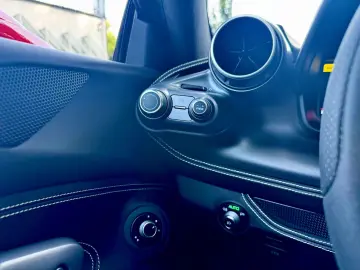 FERRARI F8 TRIBUTO DCT  KERAMIK LIFT CARBON PPF DISPLAY