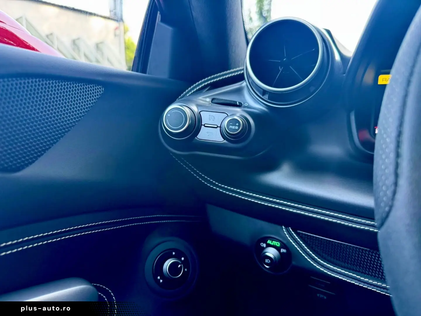 FERRARI F8 TRIBUTO DCT  KERAMIK LIFT CARBON PPF DISPLAY