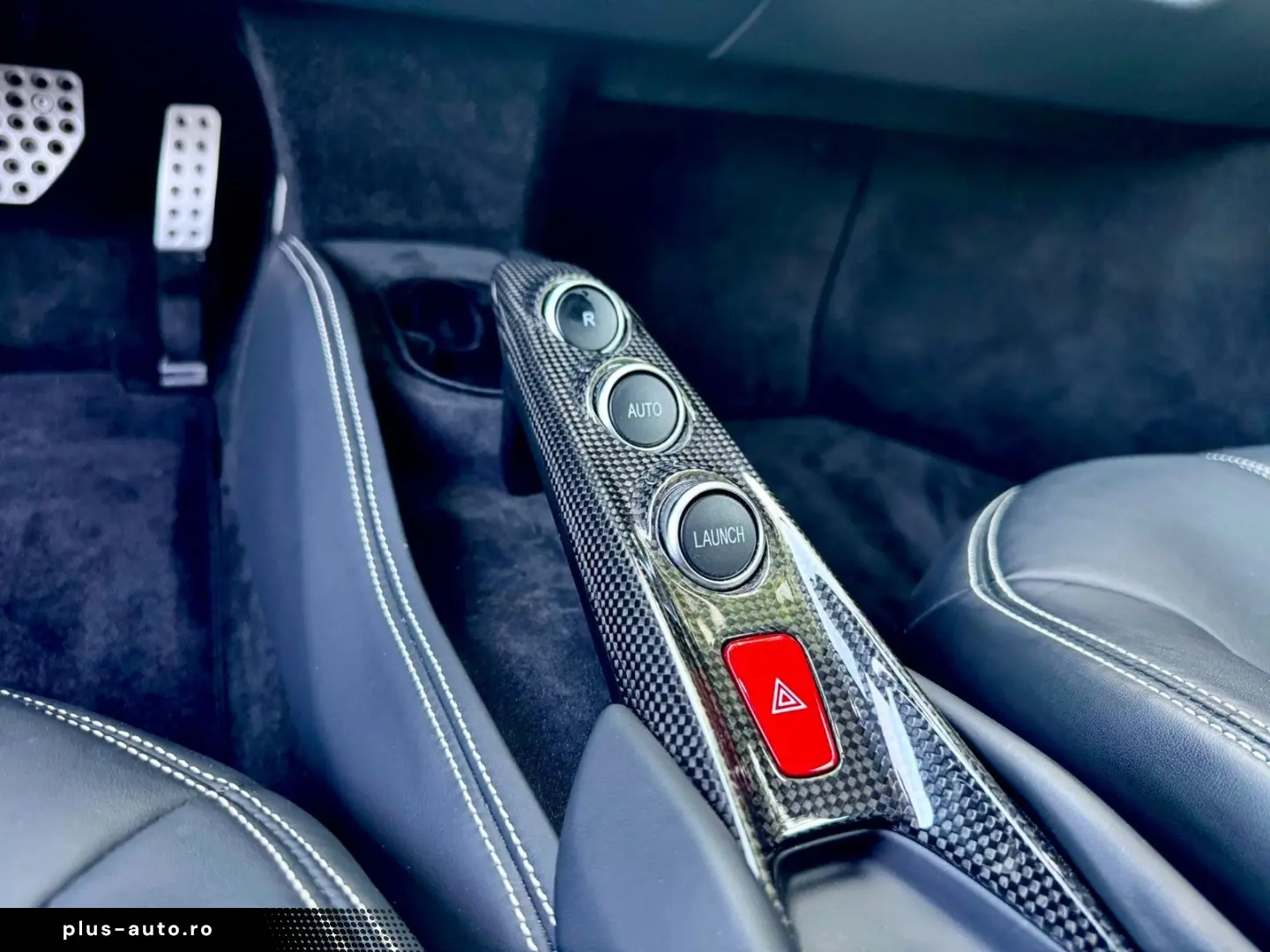 FERRARI F8 TRIBUTO DCT  KERAMIK LIFT CARBON PPF DISPLAY