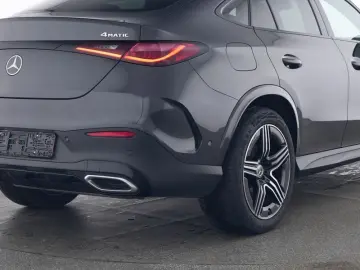 MERCEDES-BENZ GLC 200 Coupe AMG DISTR Pano Night Kam&hellip;