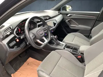 AUDI Q3 S line 35 TFSI S-tronic AHK LED Kamera