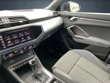 AUDI Q3 S line 35 TFSI S-tronic AHK LED Kamera
