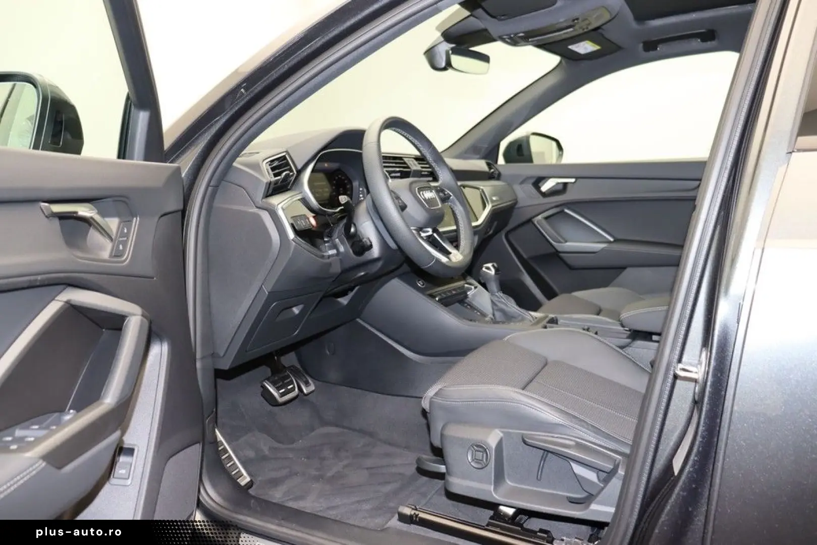 AUDI Q3 35 TFSI S line LED Navi ACC AHK