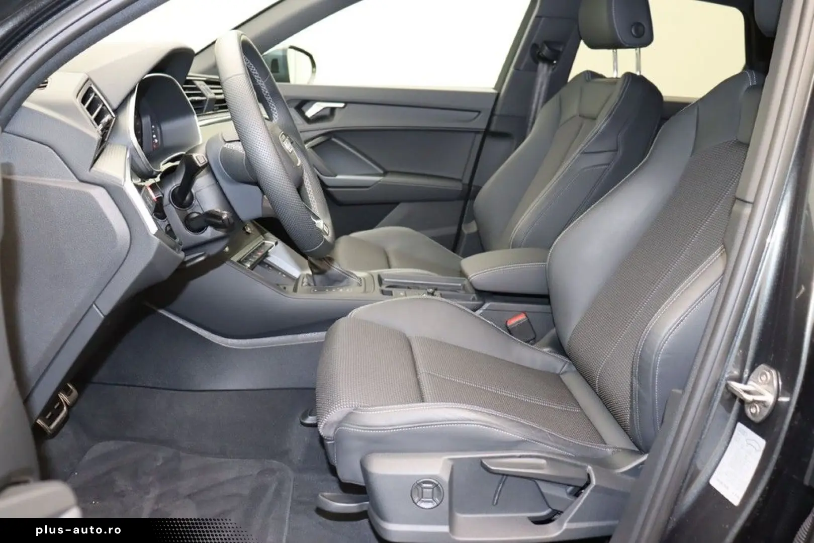 AUDI Q3 35 TFSI S line LED Navi ACC AHK