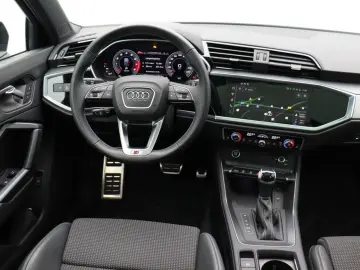 AUDI Q3 35 TFSI S line LED Navi ACC AHK